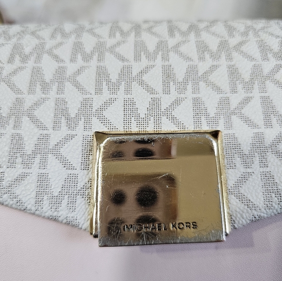 Michael Kors GUC Lita Medium Two Tone Logo Crossbody Bag - Picture 12 of 13